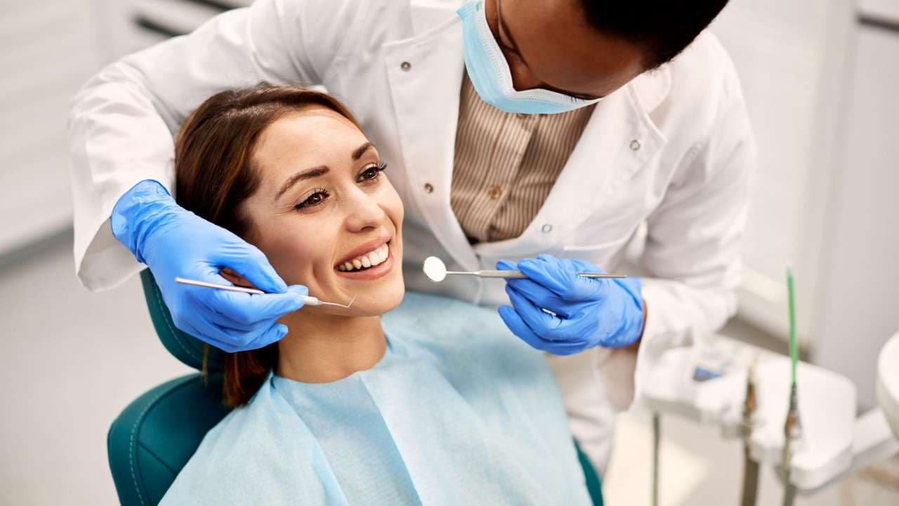 The difference between Cosmetic and General Dentistry
